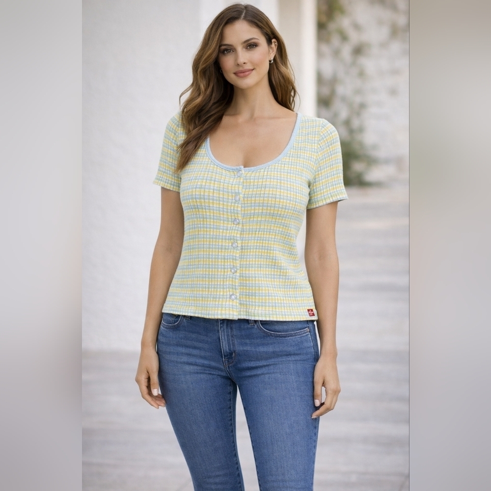 2/$20 Levi's Yellow and Blue Plaid Button Down Shirt